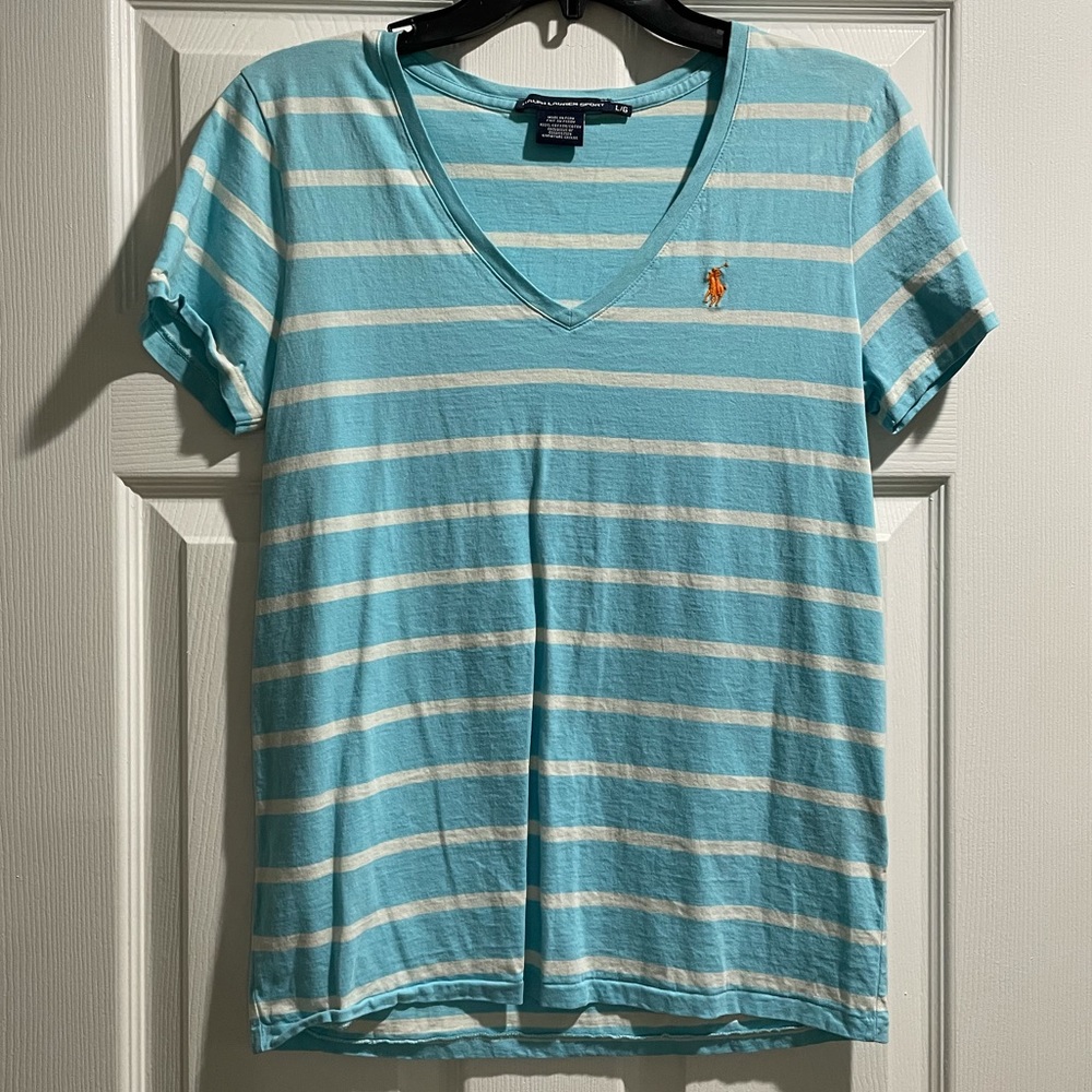 Gently worn V neck , size Large